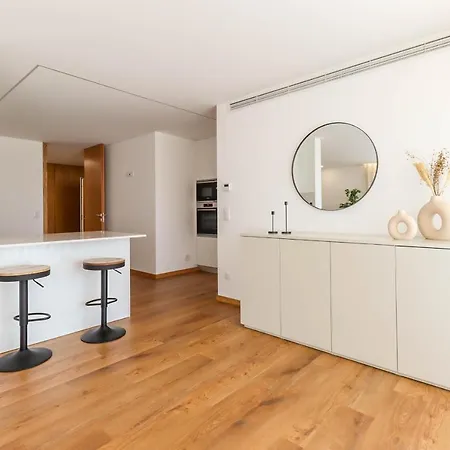 Viana'S Heart - Spacious Modern Ap. Near City Center Viana do Castelo Exterior photo