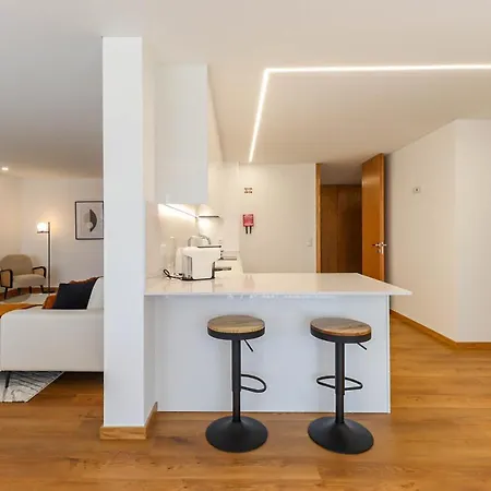 Viana'S Heart - Spacious Modern Ap. Near City Center Viana do Castelo Exterior photo