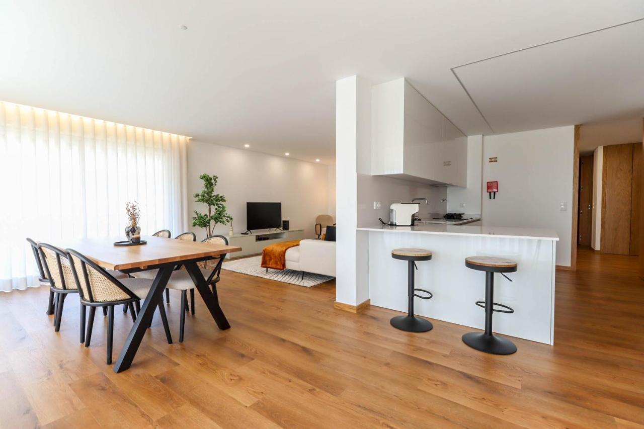 Apartment Viana's Heart - Spacious Modern Ap. Near Center *