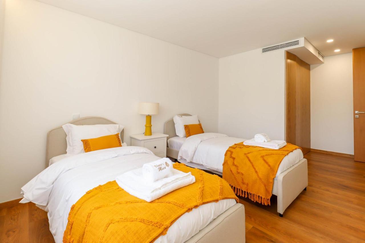 Viana's Heart - Spacious Modern Ap. Near Center Apartment