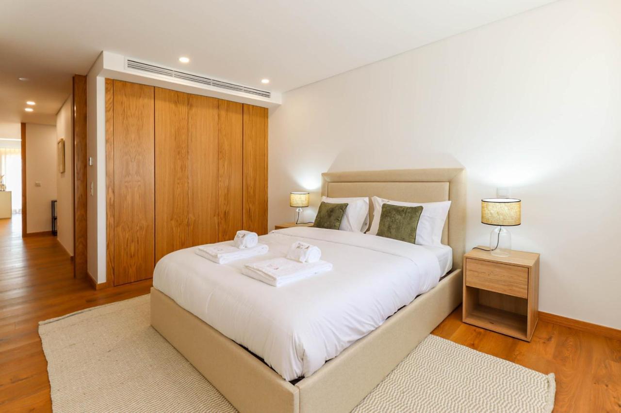 Apartment Viana's Heart - Spacious Modern Ap. Near Center